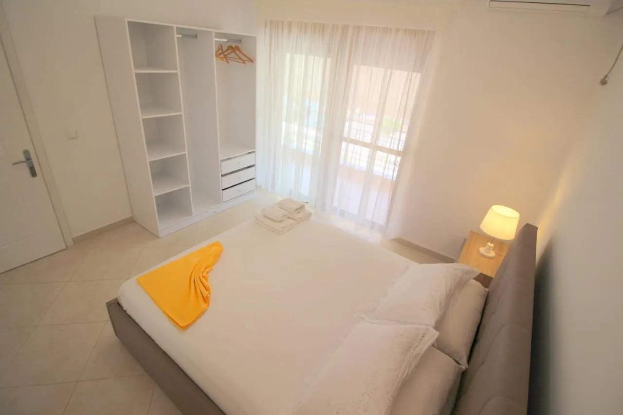 Villa 24 Sarande